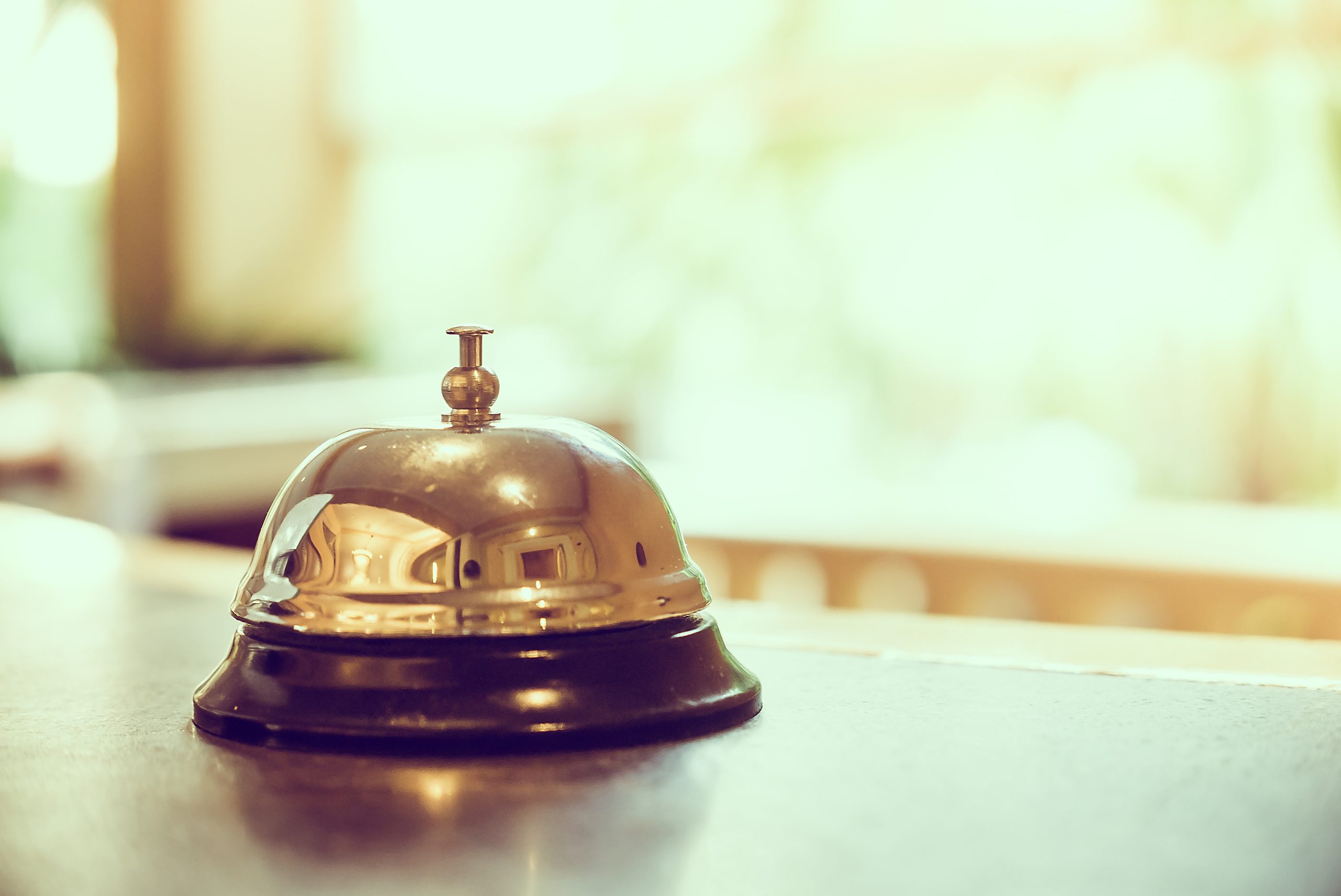 La digitalización ha permitido a los hoteles brindar una experiencia más personalizada y eficiente a sus huéspedes